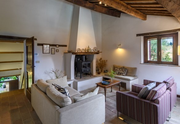 Living area on the first floor, unit 2 – Ca Lucciola