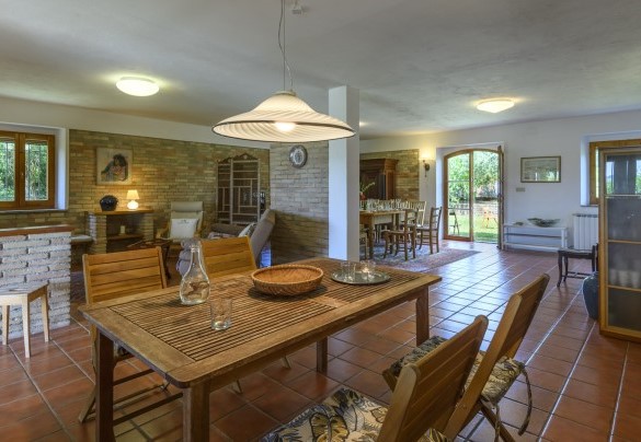 Open plan living room in unit 1 – Ca Lucciola