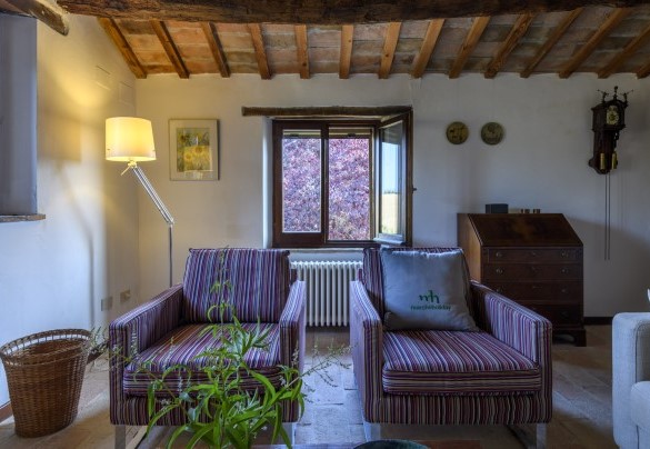 Living room in unit 2 – Ca Lucciola