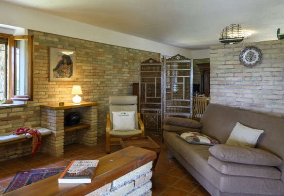 Open plan living room in unit 1 – Ca Lucciola