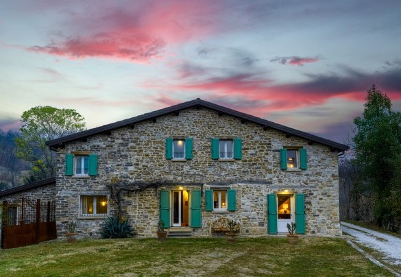Front façade with the main entrances  - Dimora dei Sogni