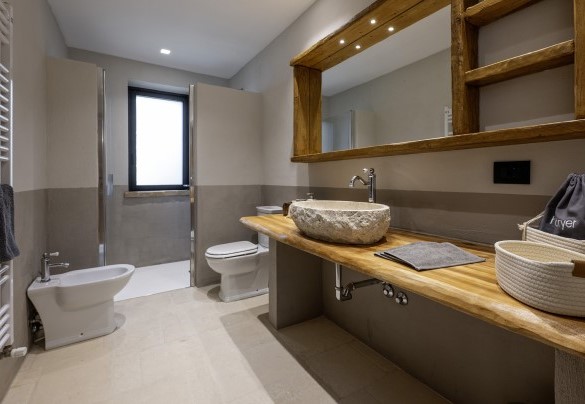 Bagno con doccia n.1 en suite alla camera n.1 - I Tramonti