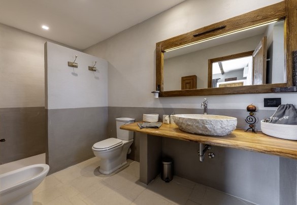 Bagno con doccia n.5 en suite alla camera n.5 - I Tramonti
