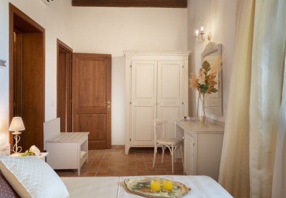 Camera matrimoniale n.2 con bagno en-suite e letto divisibile al primo piano - La Buganvilla