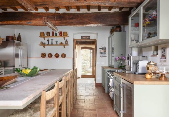 Cucina al piano terra del casale - Muricciaglia