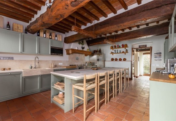 Cucina al piano terra del casale - Muricciaglia