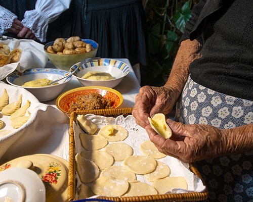 Lezione di cucina tipica in uno Stazzo sardo