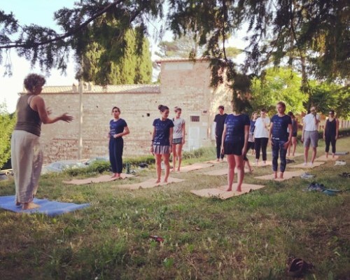 Yoga in villa. Hatha Yoga Experience per 10 pax