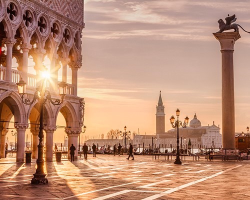 Venice Walking Tour with Doge's Palace   And St. Mark's Basilica