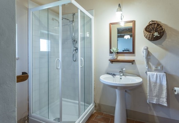 Bagno en-suite con doccia n.4 nell'annesso n.2 - Nonno Fernando 