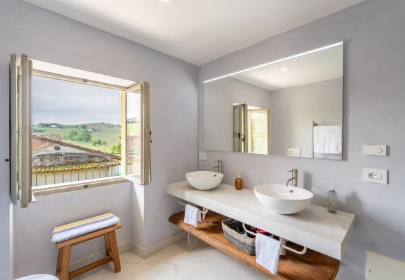 En suite bathroom n. 5 with shower - Tenuta Schiavon Barrero