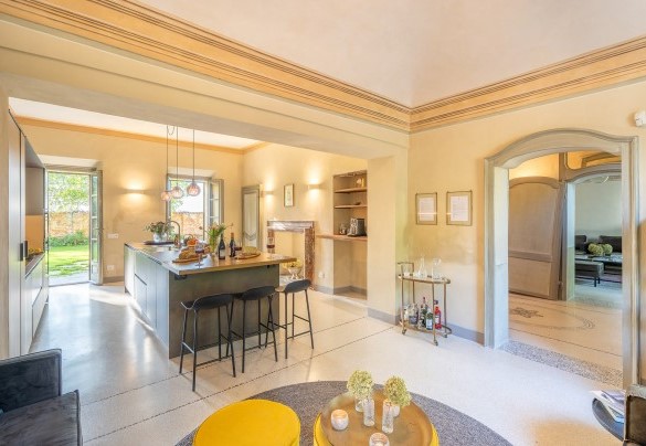 The large kitchen preceded by a living area - Tenuta Schiavon Barrero