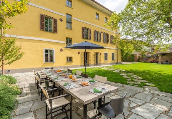 The large table for outdoor banquets - Tenuta Schiavon Barrero