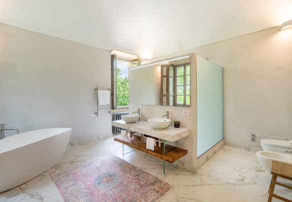 En suite bathroom n. 1 with shower and bathtub - Tenuta Schiavon Barrero