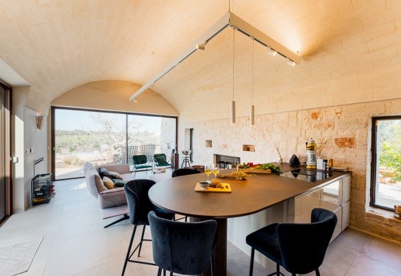 Soggiorno con cucina open space - Trulli Fiori di Mandorlo