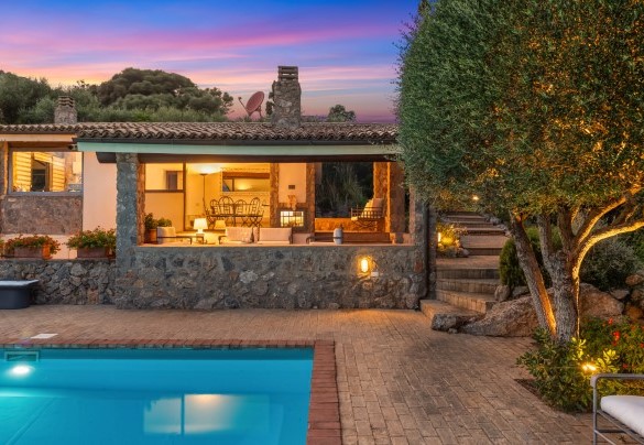 Le atmosfere rilassanti nelle luci della sera - Villa Althaea