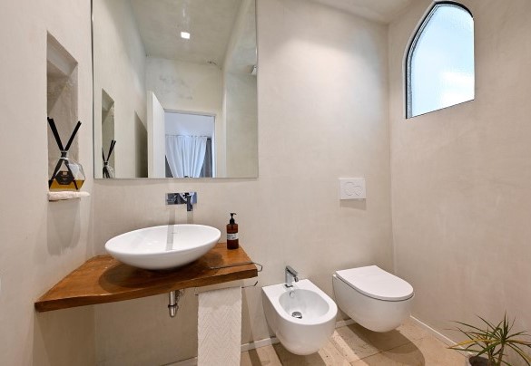 Guest bathroom on the ground floor - Villa Corte Sant’Anna