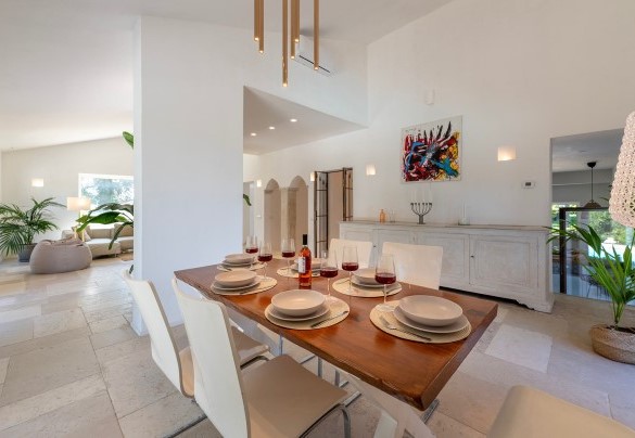 The dining table in the living room - Villa Corte Sant’Anna