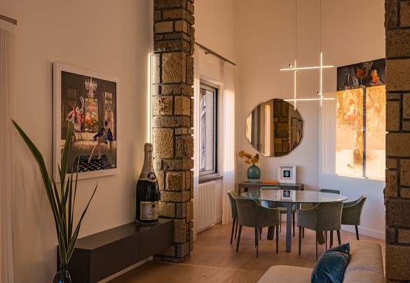 Area pranzo nel soggiorno con accesso diretto alla terrazza – Villa Giulia