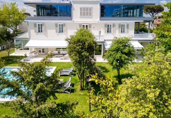 This prestigious villa will allow you to spend a relaxing holiday – Villa Guidi