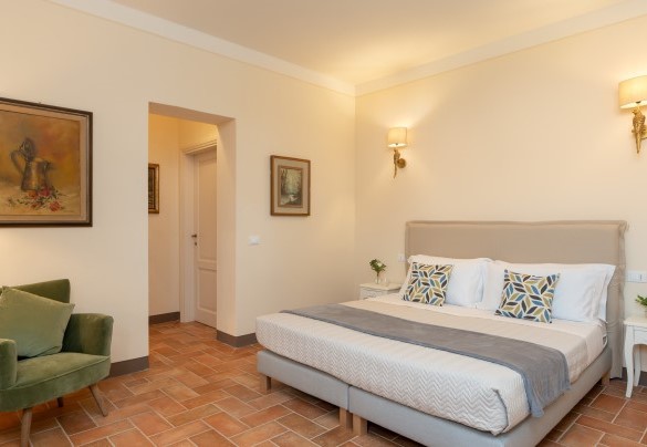 The double bedroom with divisible beds no. 3 (unit 2) on the ground floor - Villa Iole