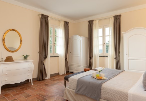 The double bedroom no. 5 (unit 3) on the first floor - Villa Iole