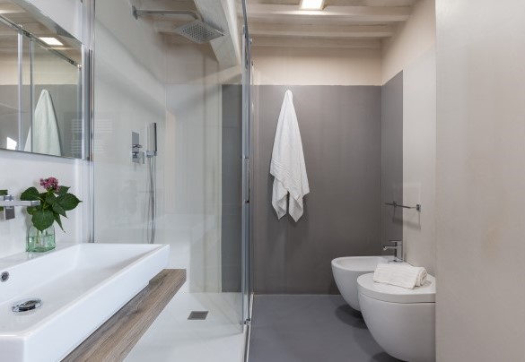 Bathroom with shower n°3 on the second floor - Villa La Rassinata