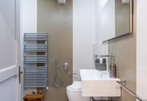 Bathroom with shower n°4 on the second floor - Villa La Rassinata